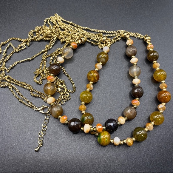 Natural Stone & Glass Beads Pair of Gold Tone Necklaces - Picture 5 of 10